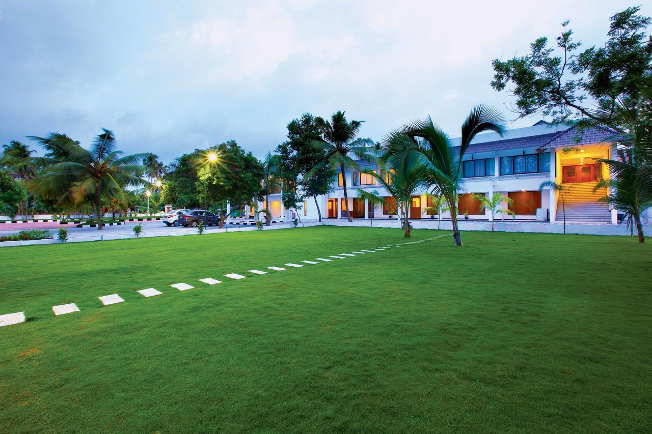 Nsk Anamthara Resort Private Limited Attingal エクステリア 写真