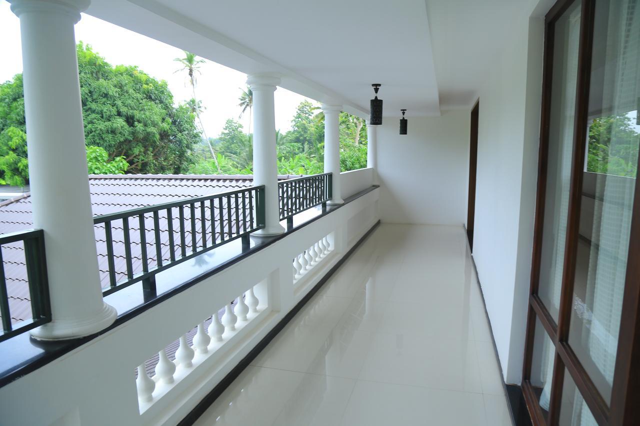 Nsk Anamthara Resort Private Limited Attingal エクステリア 写真