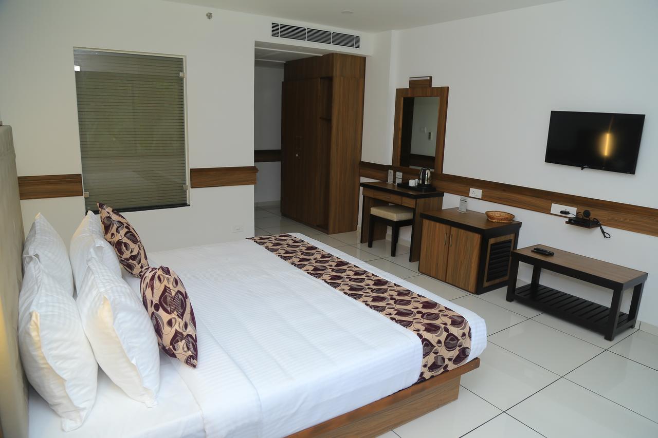 Nsk Anamthara Resort Private Limited Attingal エクステリア 写真